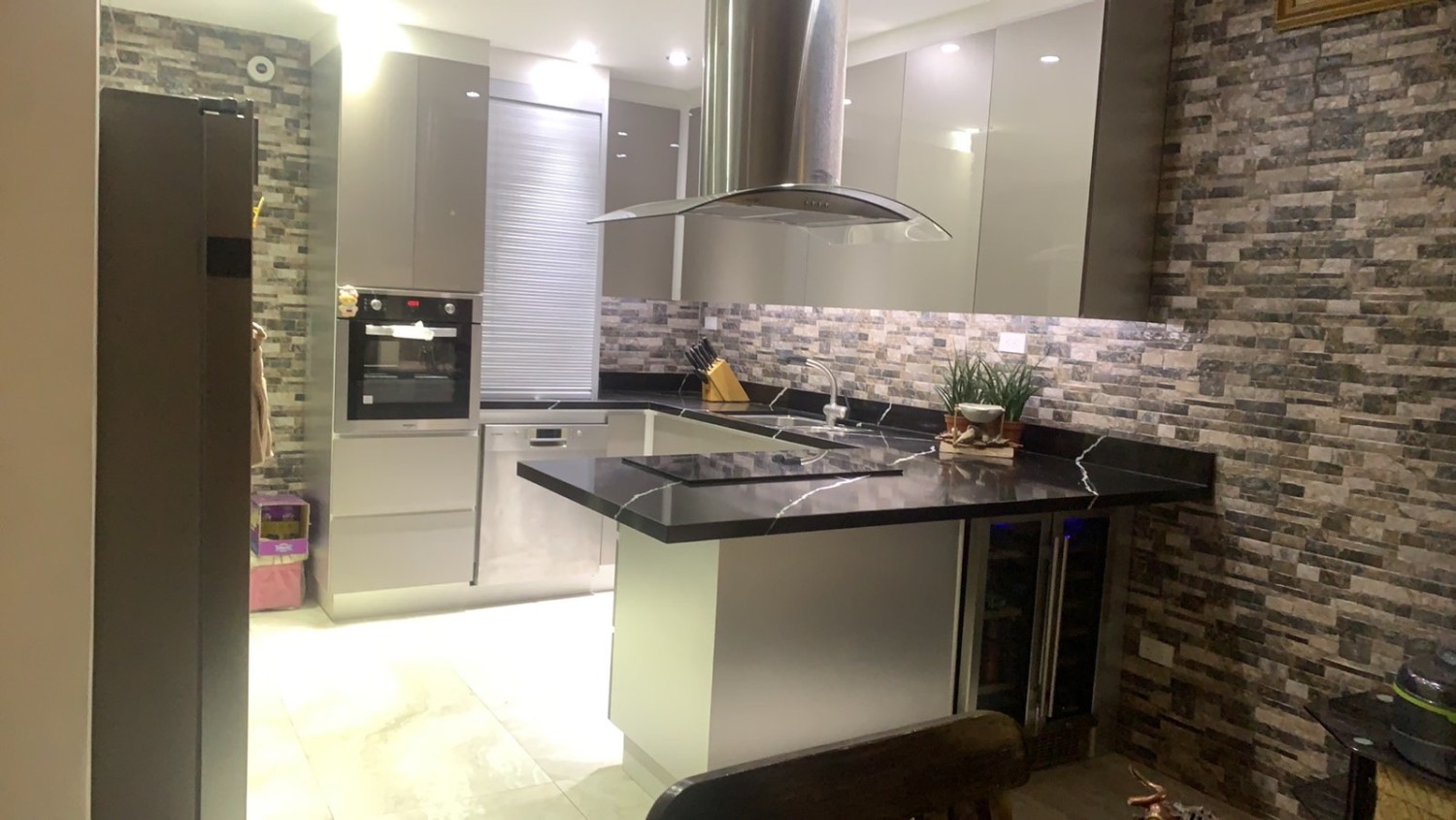 MODULAR CABINETS